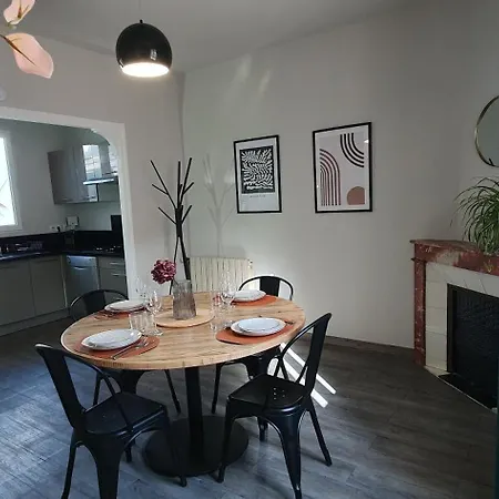 Le Delambre Apartment *