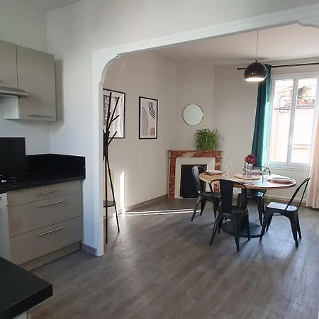 Le Delambre Apartment Perpignan